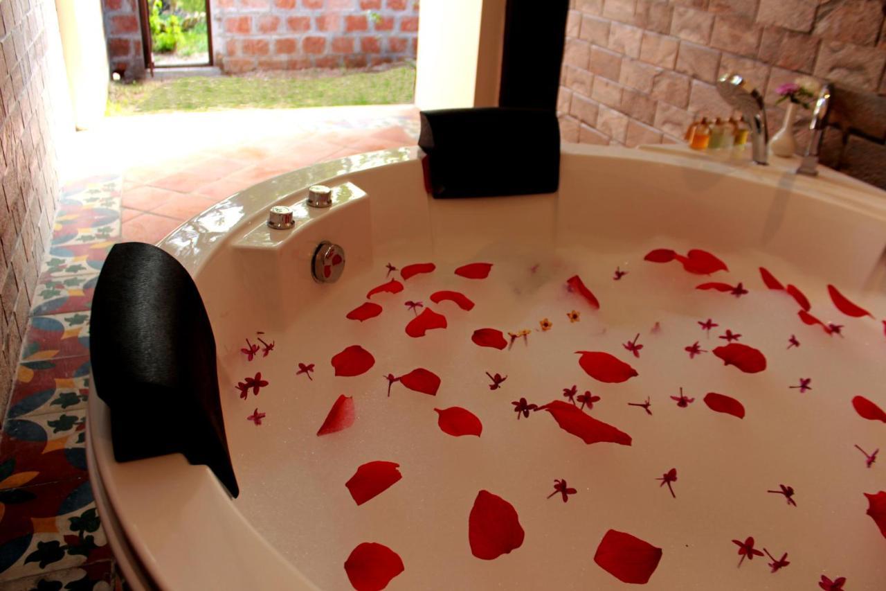 Old Kent Estates & Spa, Coorg Suntikoppa Exterior photo